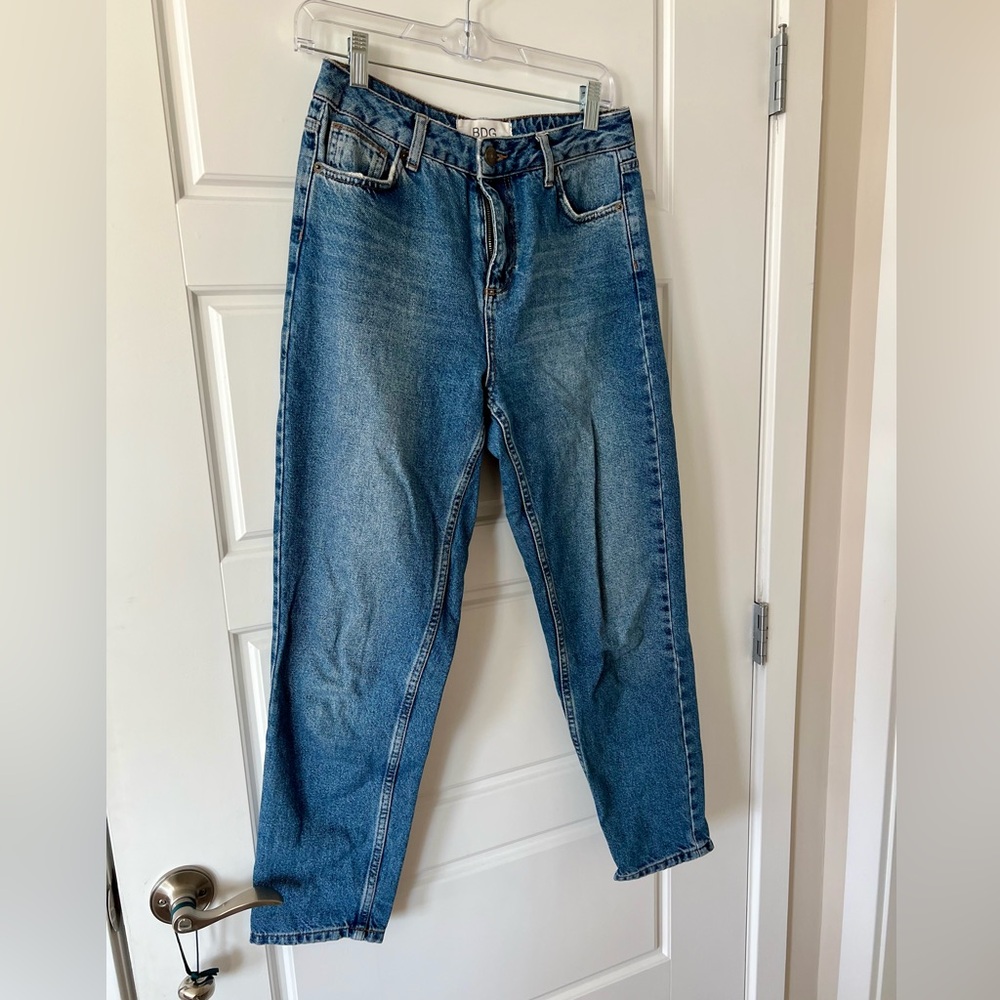 Urban Outfitters High Waist Mom Jeans ✨